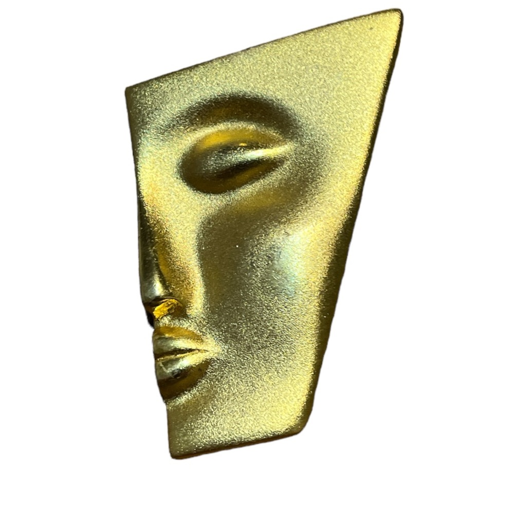 Gold Toned Face Fashion Brooch